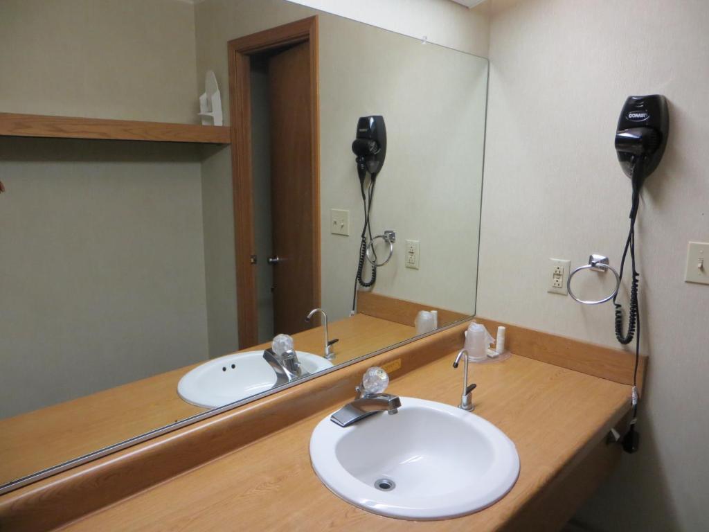 Homestyle Inn And Suites Springfield Bilik gambar